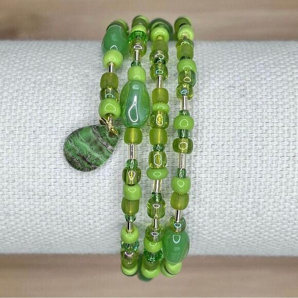 ✨ Handcrafted Memory Wire Bracelet - Picture 3 of 4